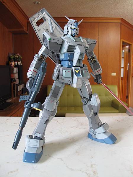 MegaSize 1/48 G3 Gundam ver.GFT (仿RG配色)