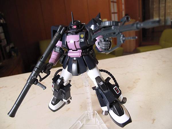 HGUC 黑色三連星專用 Zaku II R-1A