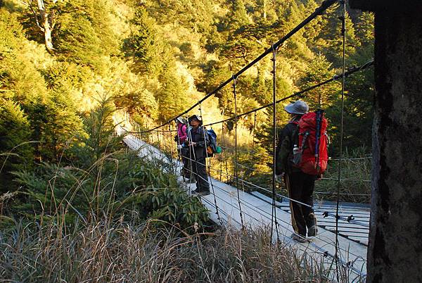 20140118─20140119奇萊南峰、南華山順遊尾上山 0129.jpg