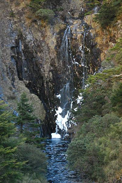 20140118─20140119奇萊南峰、南華山順遊尾上山 0133.jpg