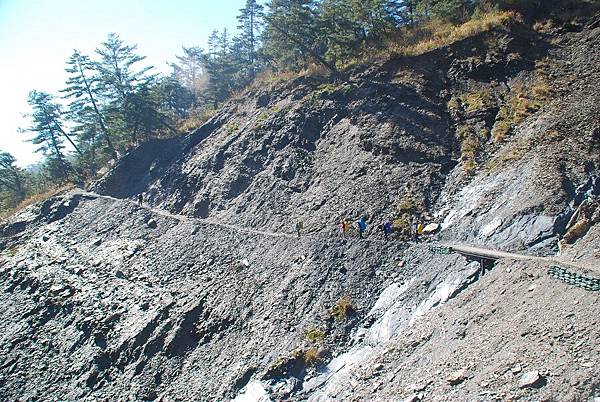 20140118─20140119奇萊南峰、南華山順遊尾上山 0308.jpg