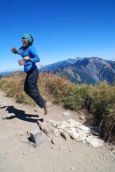 20121021畢祿山縱走羊頭山DSC_0075.jpg