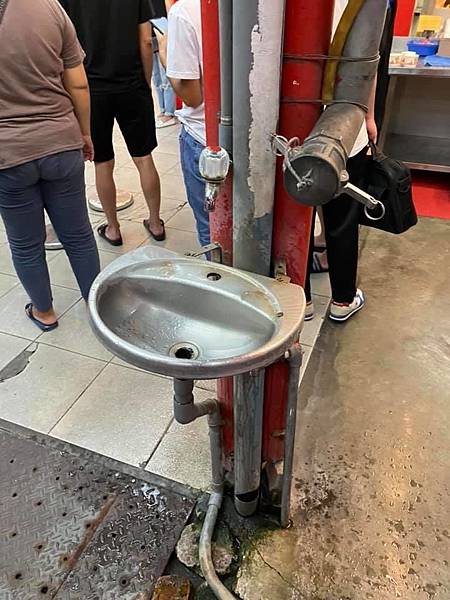 [食記] 高雄鳳山大亨牛排 有冷氣高CP的夜市牛排