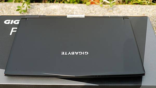GIGABYTE P57X v7 開箱分享