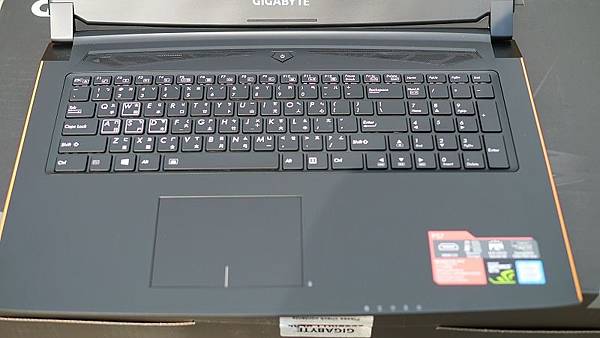 GIGABYTE P57X v7 開箱分享
