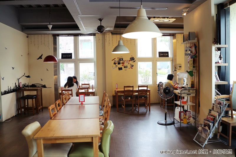 151010 竹北 J.Eat.Cafe 手做歐風三明治專賣店003.JPG