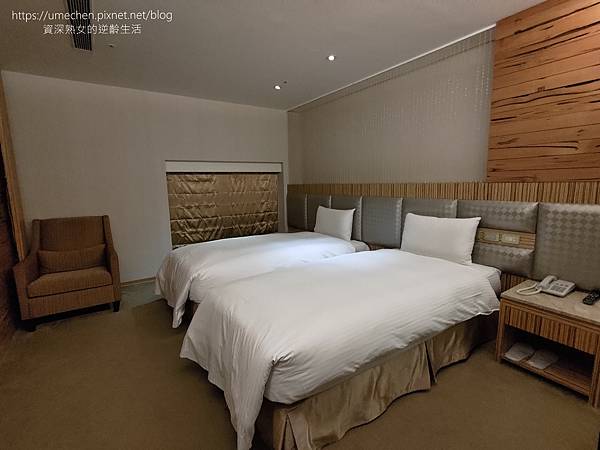 【高雄市區住宿】京賞國際飯店:三民區平價商旅,免費宵夜、卡拉