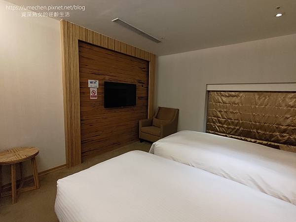 【高雄市區住宿】京賞國際飯店:三民區平價商旅,免費宵夜、卡拉