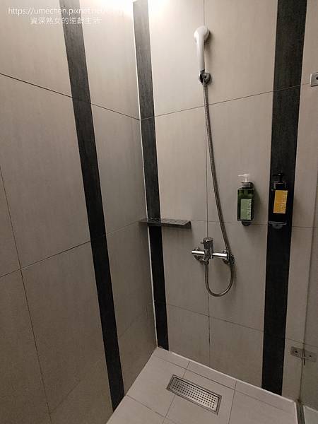 【高雄市區住宿】京賞國際飯店:三民區平價商旅,免費宵夜、卡拉