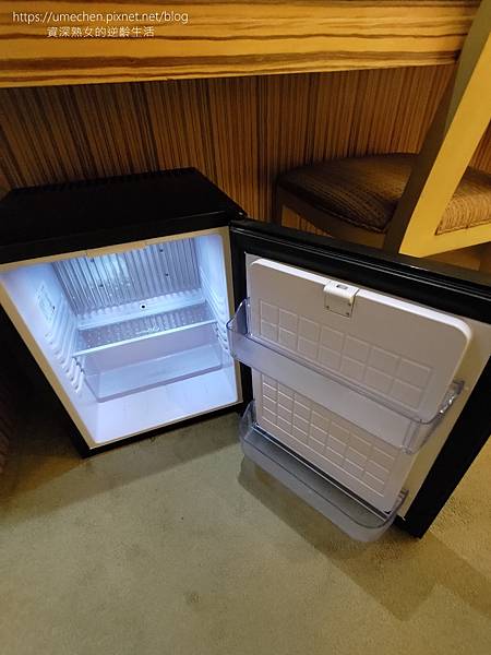 【高雄市區住宿】京賞國際飯店:三民區平價商旅,免費宵夜、卡拉