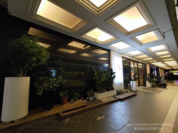 【高雄市區住宿】京賞國際飯店:三民區平價商旅,免費宵夜、卡拉