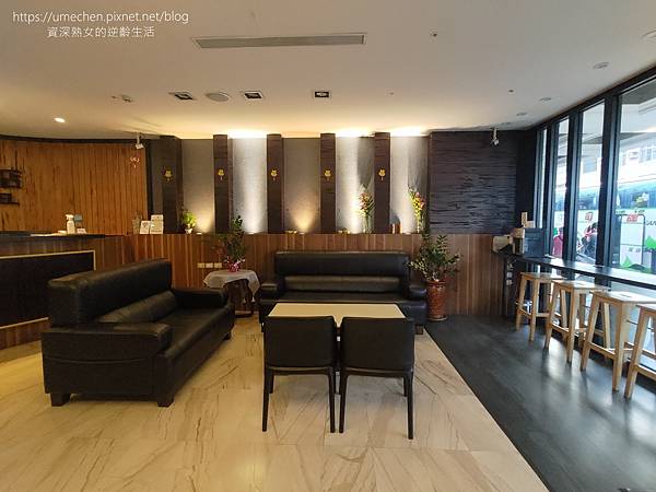 【高雄市區住宿】京賞國際飯店:三民區平價商旅,免費宵夜、卡拉