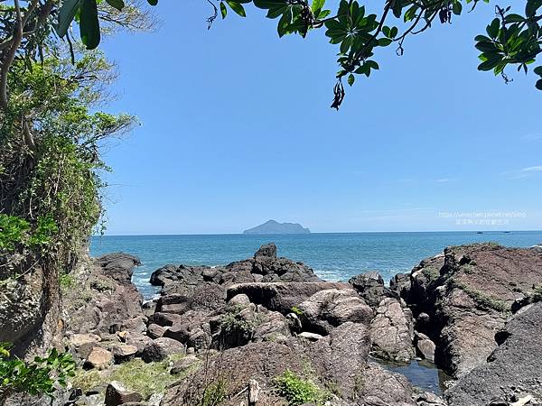 【宜蘭頭城】北關海潮公園:豆腐岩、單面山、一線天地貌奇景,眺 【宜蘭頭城】北關海潮公園:豆腐岩、單面山、一線天地貌奇景,眺