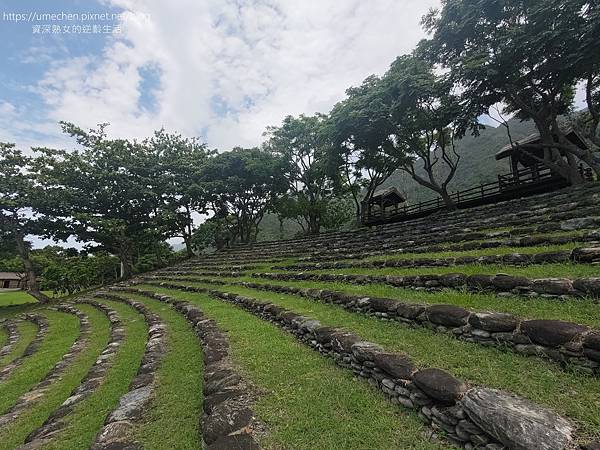 【台東成功】阿美族民俗中心:戶外表演廣場,直接面對太平洋;A