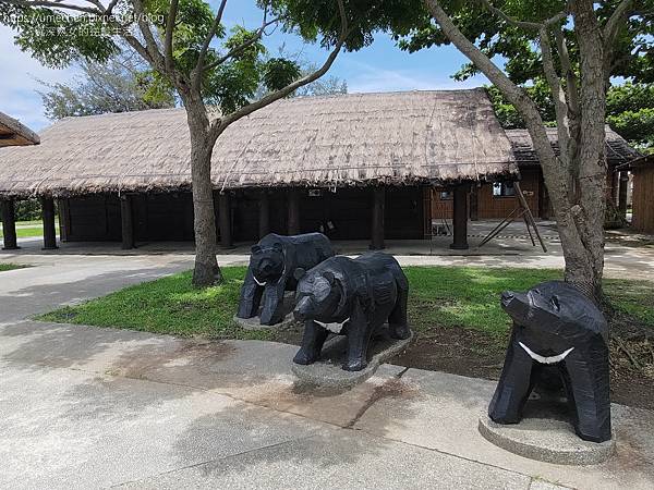 【台東成功】阿美族民俗中心:戶外表演廣場,直接面對太平洋;A