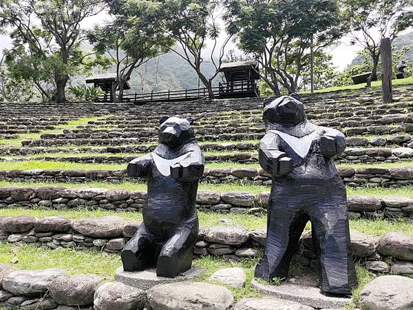 【台東成功】阿美族民俗中心:戶外表演廣場,直接面對太平洋;A