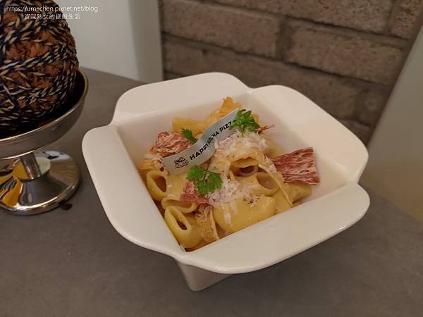 【台北捷運中山國小站】批薩謎勒:2023年9月開幕,晴光市場 【台北捷運中山國小站】批薩謎勒:2023年9月開幕,晴光市場