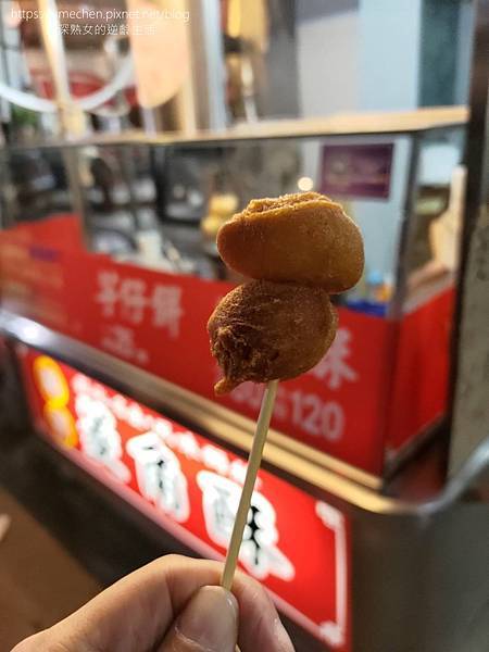 【彰化美食】彰化港仔菱角酥芋頭餅：小攤車傳承60年，台南菱角