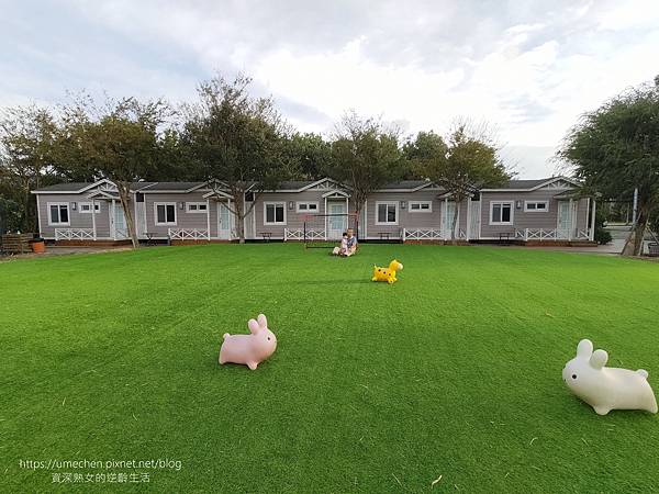 【苗栗通霄】藍鵲渡假莊園：超多住宿房型任你選，移動城堡、檜意