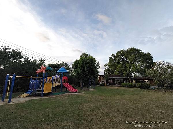 【苗栗通霄】藍鵲渡假莊園：超多住宿房型任你選，移動城堡、檜意