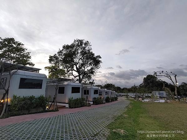 【苗栗通霄】藍鵲渡假莊園：超多住宿房型任你選，移動城堡、檜意