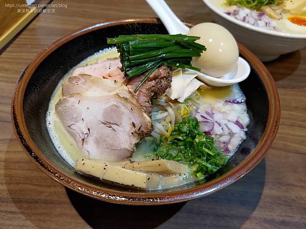 【台北西門町美食】吉天元拉麵：台灣拉麵愛好會連年票選名店，濃