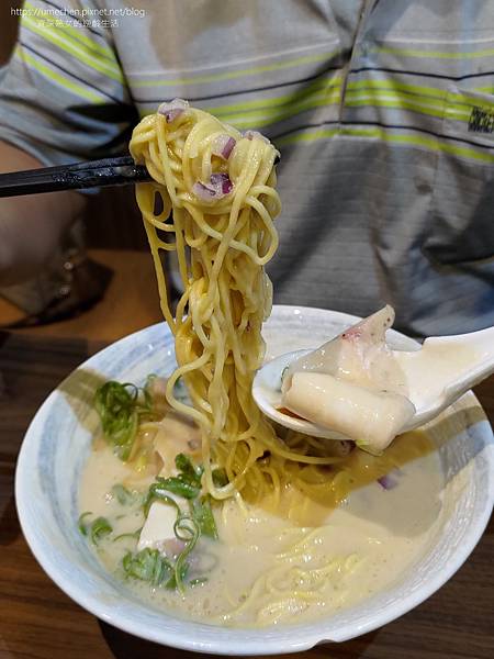 【台北西門町美食】吉天元拉麵:台灣拉麵愛好會連年票選名店,濃 【台北西門町美食】吉天元拉麵:台灣拉麵愛好會連年票選名店,濃