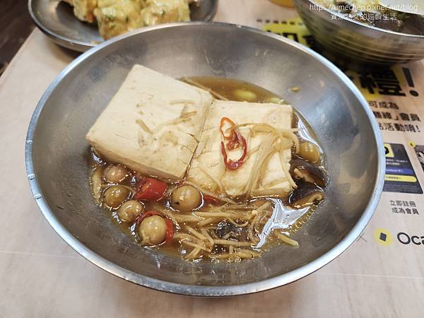 【台北寧夏夜市】里長伯臭豆腐：經典、創新口味臭豆腐，第三代老