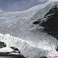 卡若拉山-冰川的冰舌往低處延伸.jpg