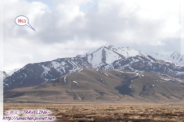 等待神山-崗仁波齊峰就藏身在此照片左半部.jpg