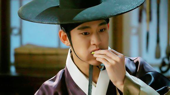 Kim Soo Hyun 017.jpg