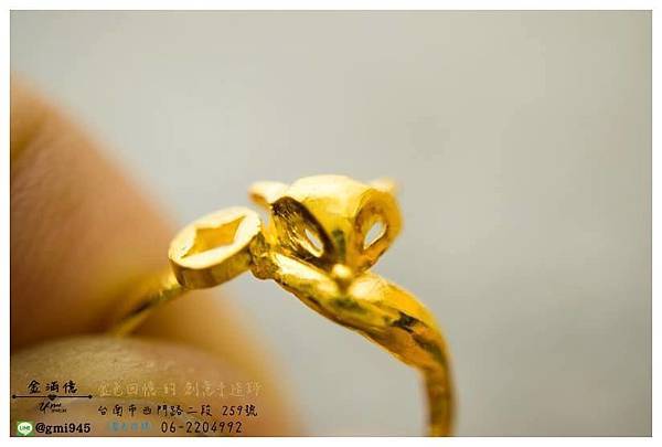 【黃金客製化-#黃金戒指 - 狐狸與古錢】 客戶指定要狐狸與古錢的造型黃金戒指，所謂 ~ 
