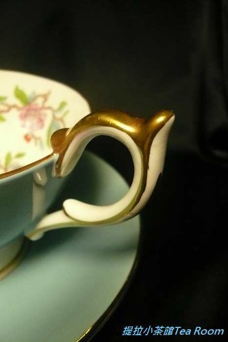 20120520【茶具】英國Aynsly的Pembroke花鳥骨瓷粉藍茶杯  (3)