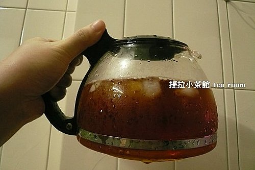 20110811清澈冰紅茶密技「2度篩泡法」 (12)