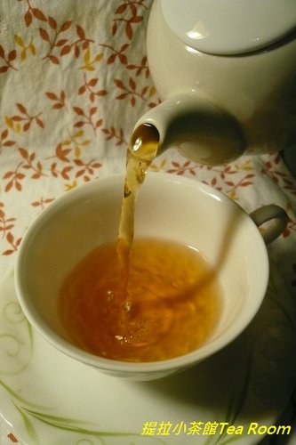 20120517非常檸檬的英國唐寧Twinings Sunshine Grey陽光伯爵茶  (4)