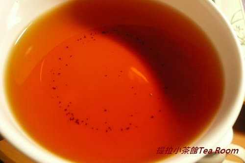 20120212UCC也出紅茶_「霧の紅茶」茶包  (1)