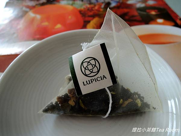 lupicia月刊與茶包 (3).jpg