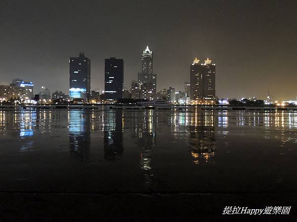 高雄真愛碼頭_夜景 (1).jpg 高雄真愛碼頭_夜景 (1).jpg
