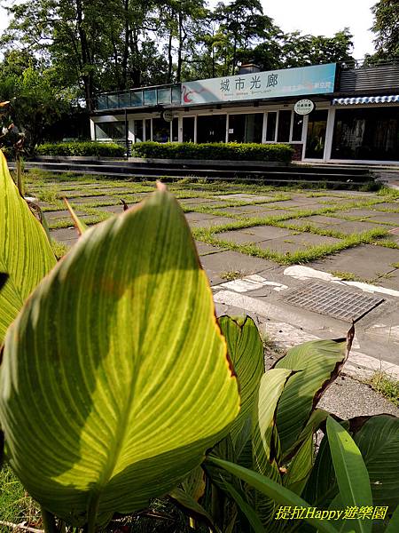 高雄城市光廊+大手燒 (1).jpg 高雄城市光廊+大手燒 (1).jpg