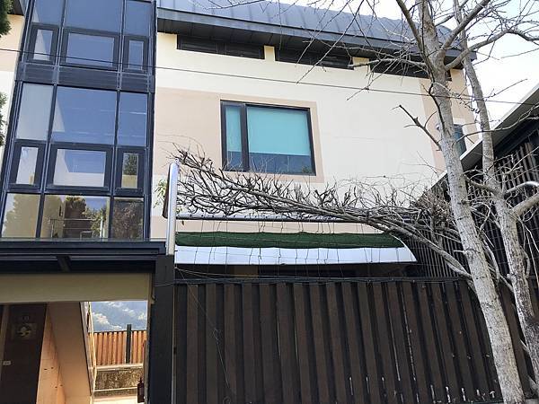 [苗栗住宿] 巧克力雲莊-空間密碼溫泉湯屋住宿開箱 大湖草莓