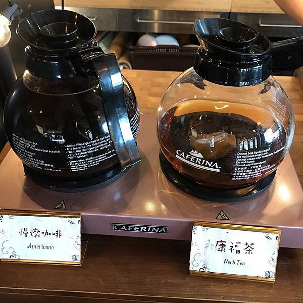 [新竹美食] 克蔓莉珈琲館 - 飲料喝到飽必吃英式大早餐、班