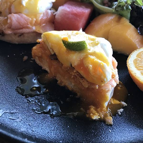 [新竹美食] 克蔓莉珈琲館 - 飲料喝到飽必吃英式大早餐、班