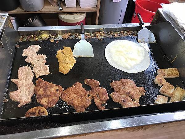 [宜蘭羅東美食] 嘎嘎叫早餐店- 在地人激推 老字號 必吃豬