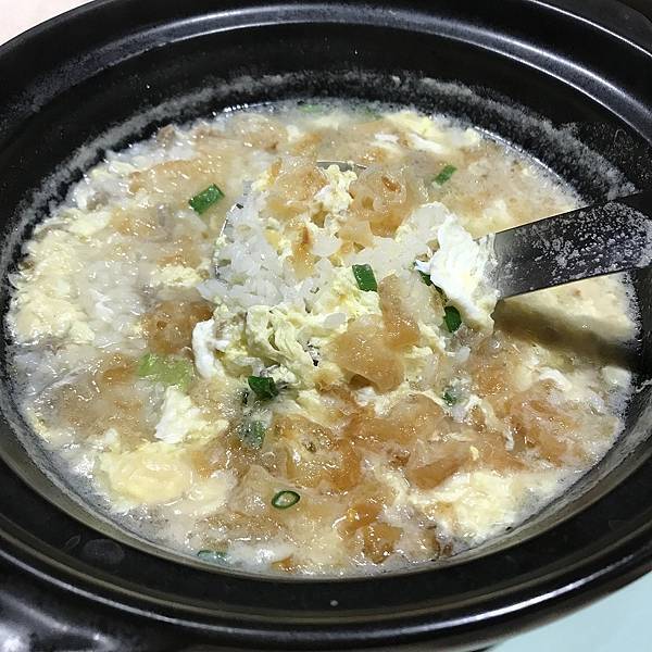 [新竹美食] 草根廚房- 必吃招牌烤鴨 古色古香磚房人氣餐廳