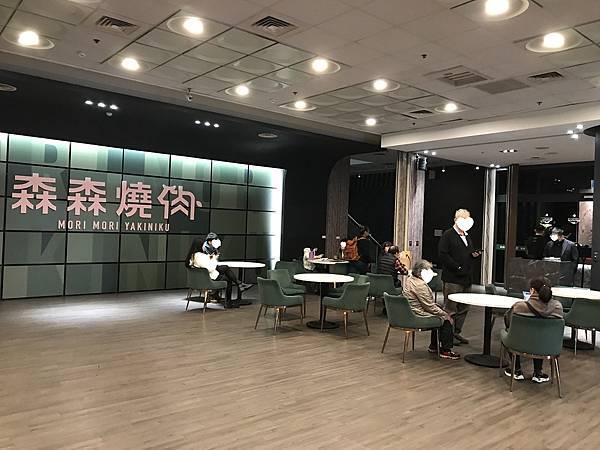 [新竹美食] 森森燒肉清大店- 豐富甜點自助吧慶生優惠多 聚