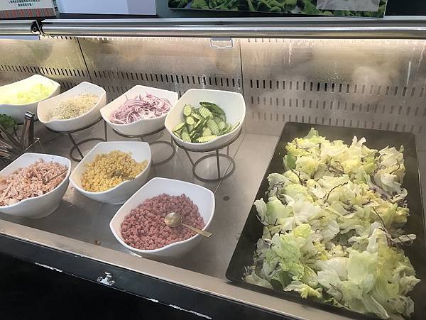 [新竹美食] 森森燒肉清大店- 豐富甜點自助吧慶生優惠多 聚