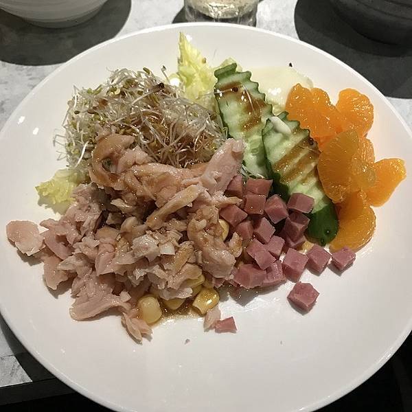 [新竹美食] 森森燒肉清大店- 豐富甜點自助吧慶生優惠多 聚
