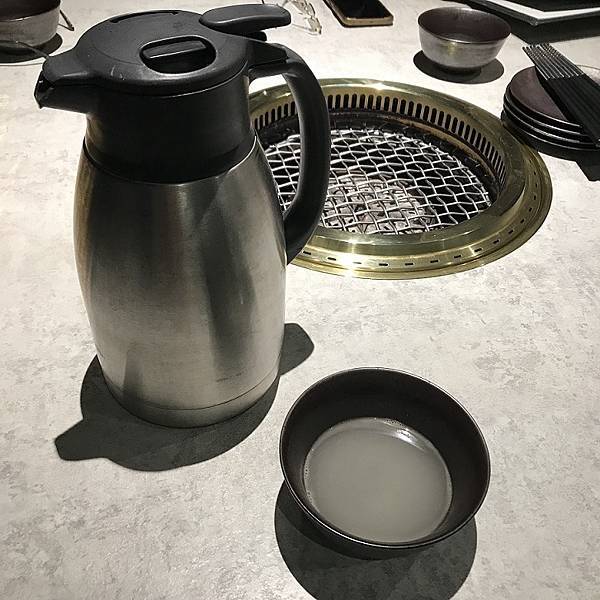 [新竹美食] 森森燒肉清大店- 豐富甜點自助吧慶生優惠多 聚