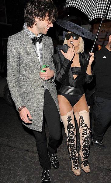 Mika & Lady Gaga_01