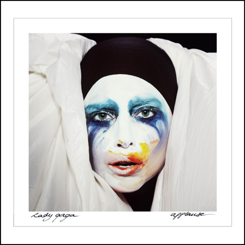Applause small.jpg Applause small.jpg
